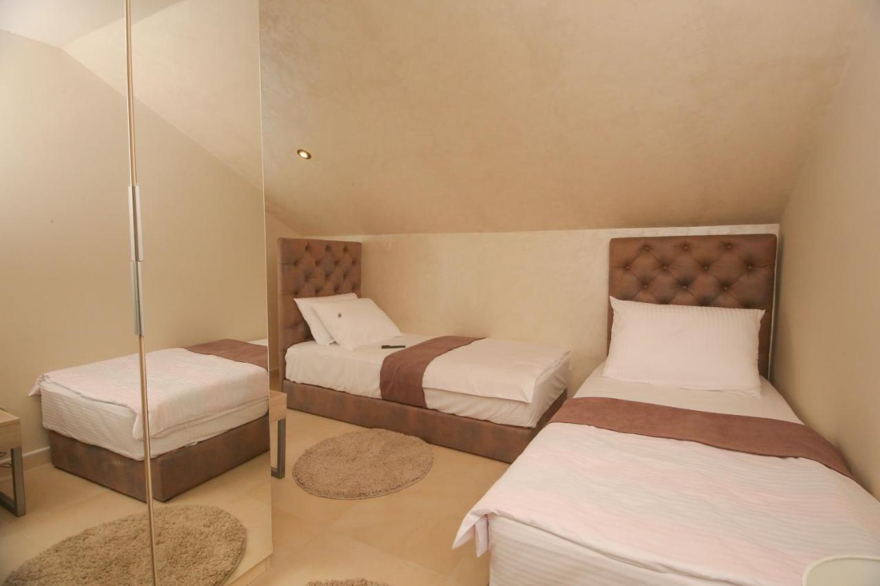 فندق Bajadera Lux بلغراد المظهر الخارجي الصورة