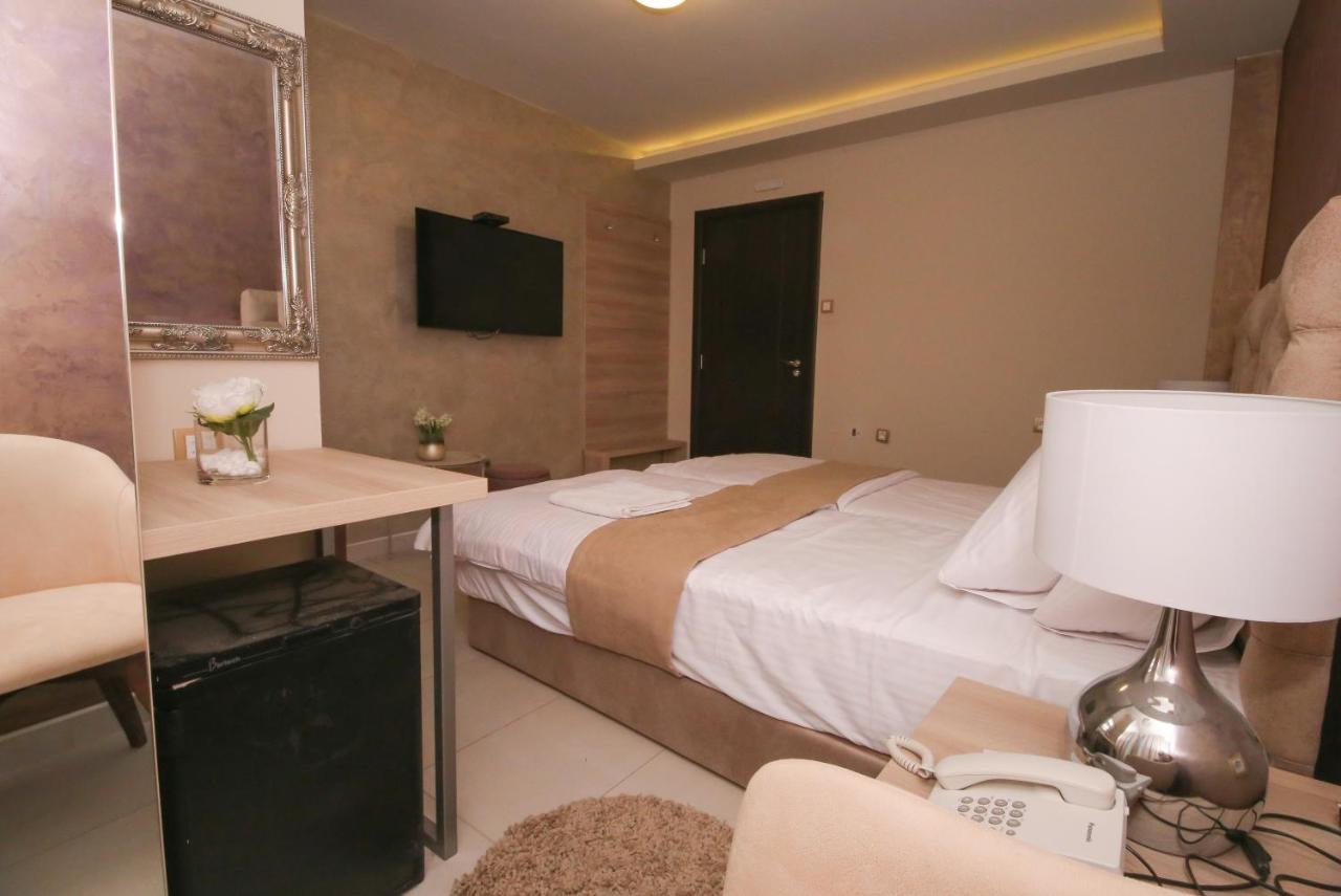 فندق Bajadera Lux بلغراد المظهر الخارجي الصورة